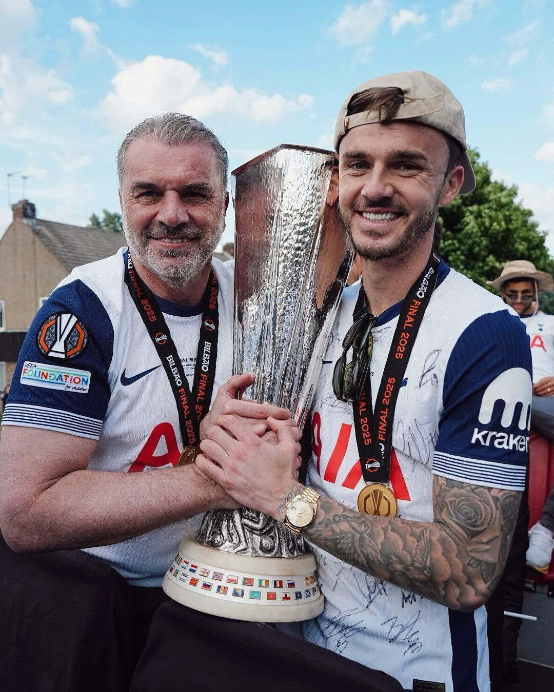 半岛·综合体育官网入口-麦迪逊送别澳波：对您心存感激，您率领我们走向胜利获得欧战冠军