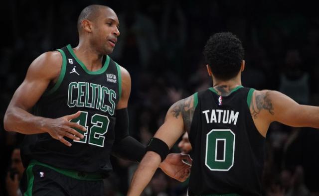 半岛·体育中国官方网-绿军再度演绎疯狂进攻 “五外”阵容令约基奇挠头