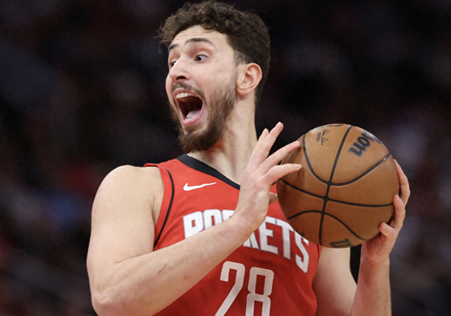 半岛体育-申京你太狠了，又创造21世纪绝无仅有的纪录，难怪杜兰特做二当家|灰熊队|凯文·杜兰特|火箭|篮板|肯塔维奥斯-卡德威尔-波普_新浪体育_新浪新闻